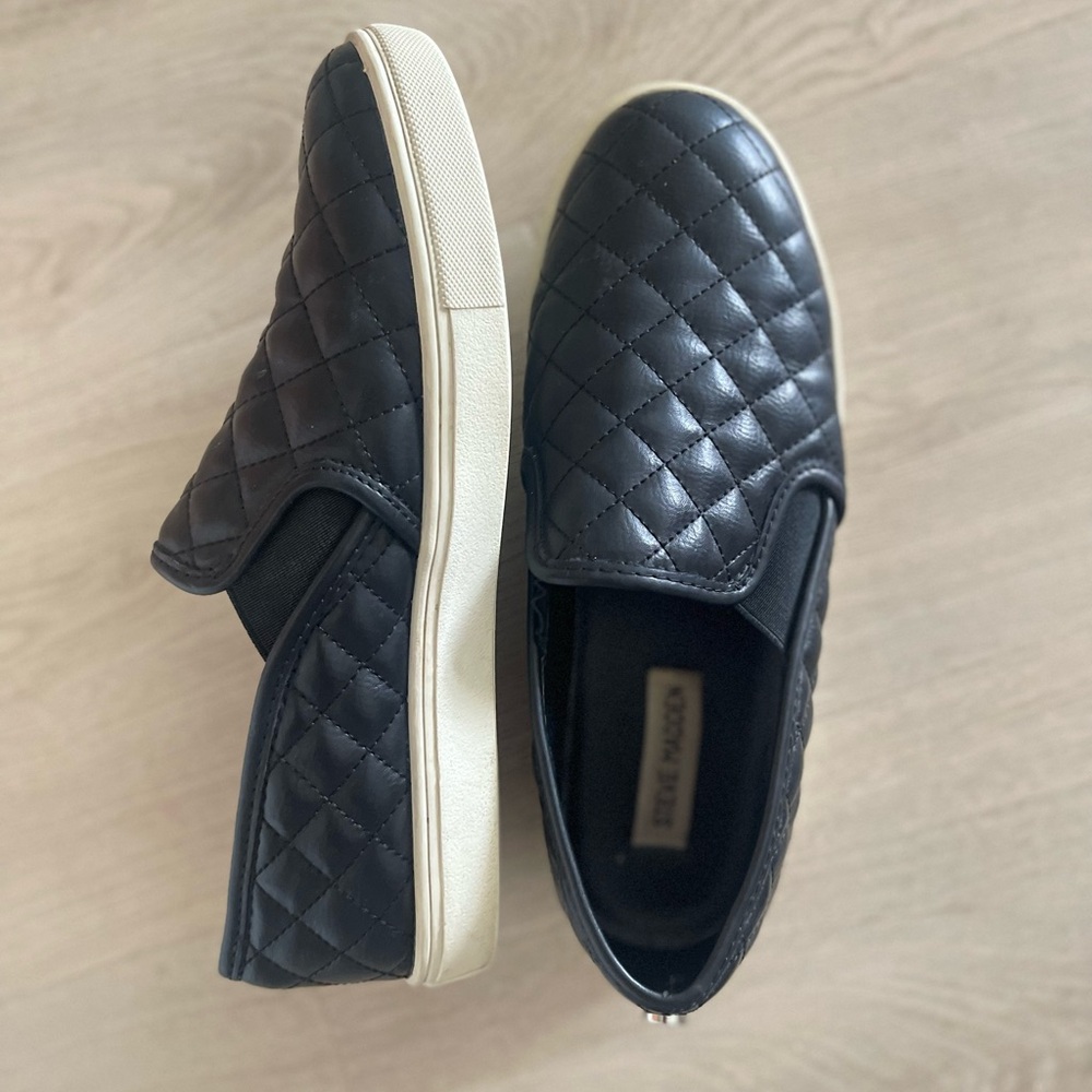 Steve Madden Quilted Slip on